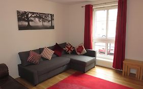 Waverley Park Apartment