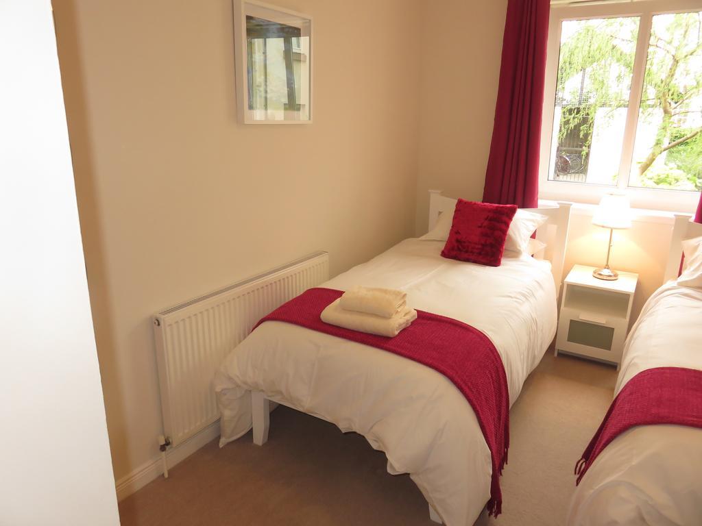 Waverley Park Apartment Edinburgh Room photo